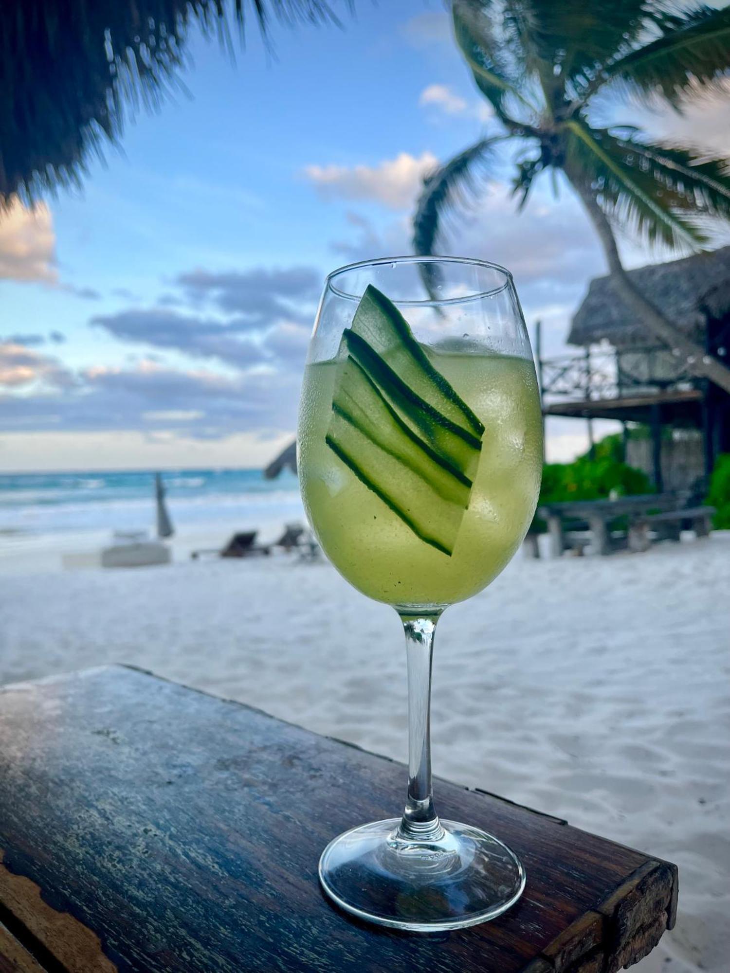 LUV Tulum Hotel Exterior foto